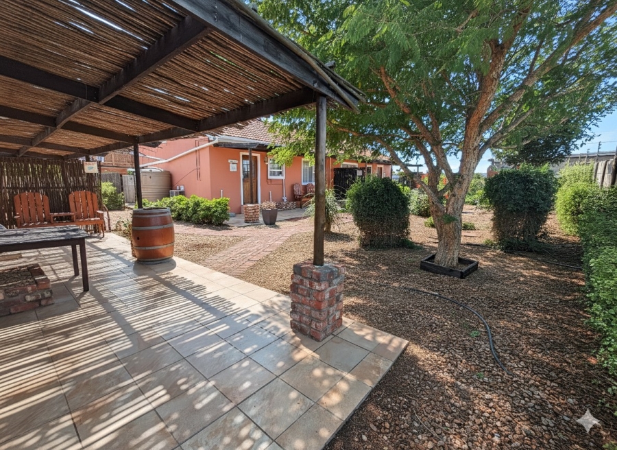 8 Bedroom Property for Sale in Colchester Eastern Cape